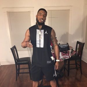 Meet your Posher, Devonte